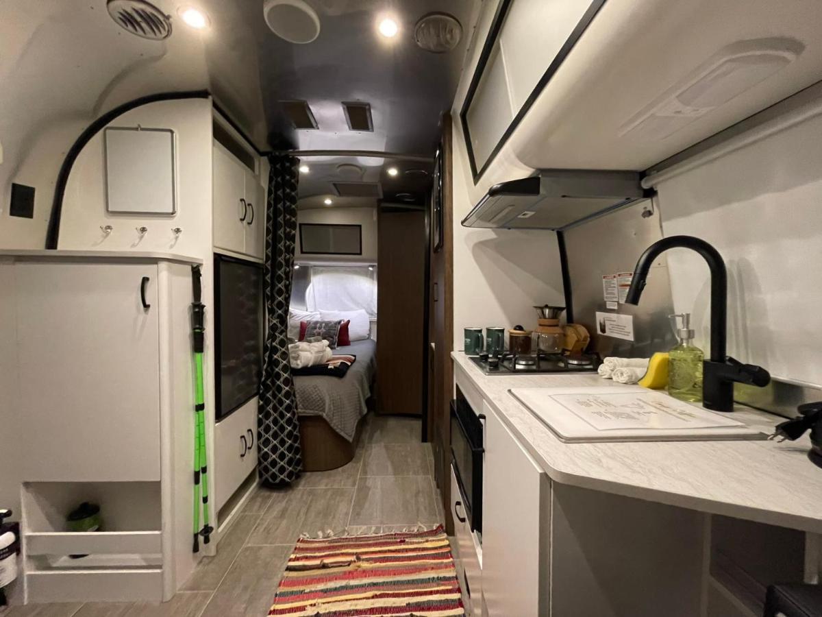 Airstream Caravel 2020 Loblolly Pines Adventure Camp Hotel Eureka Springs Exterior foto